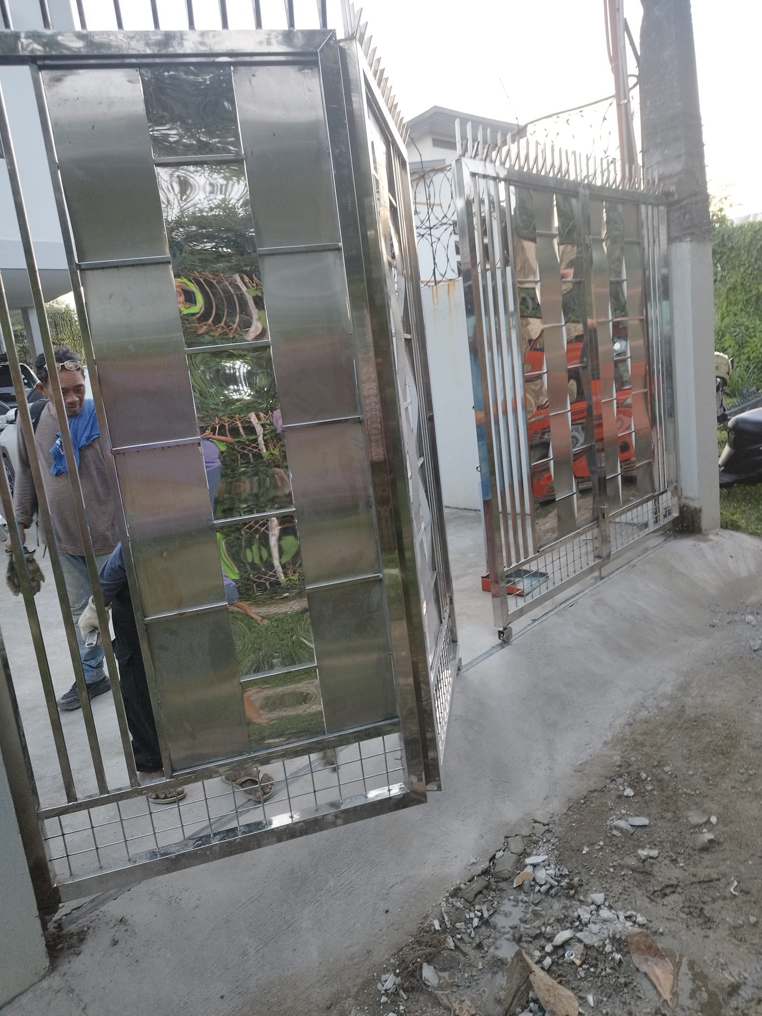 Stainless Gate