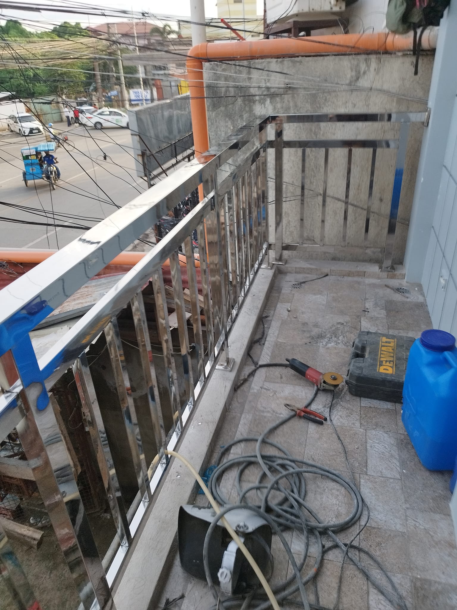 Glass & Stainless Railings